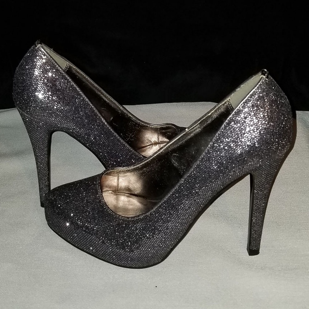 Mixx Shinny Silver High Heel Pumps